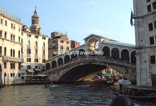 Puente de Rialto - Venecia